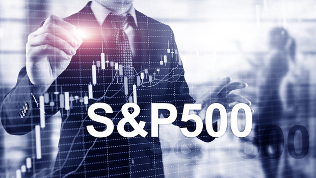 SPY, IVV, VOO Battle for Top ETF Crown Amid S&P 500 Swings